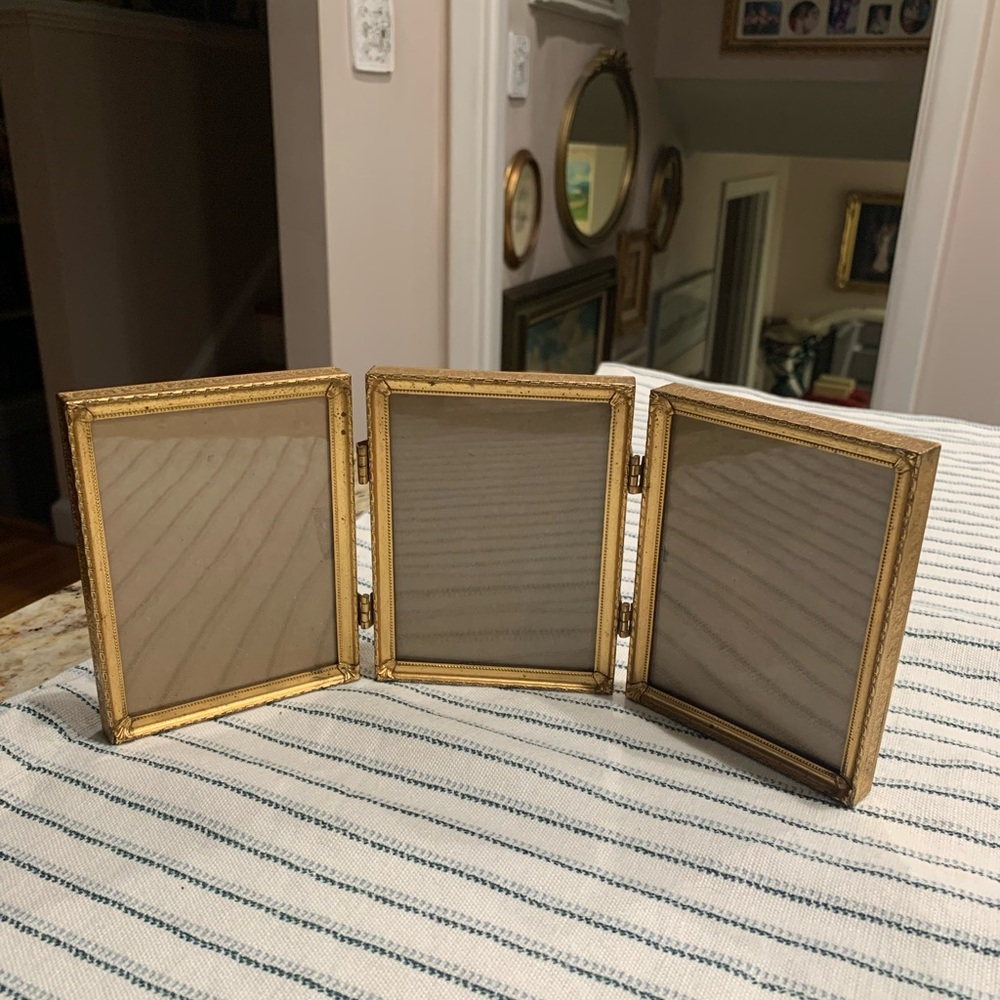 Vintage Gold Triple Folding Picture Frame